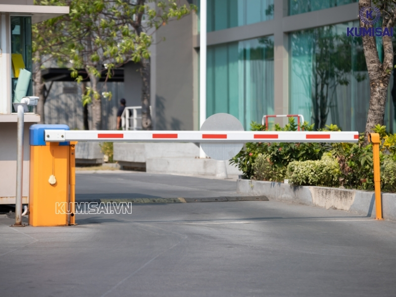 Thanh barie bảo vệ cần thẳng