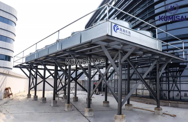 Tháp giải nhiệt gió thiết kế gọn gàng