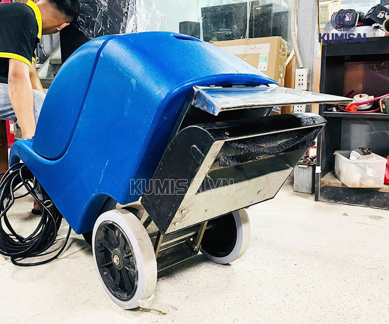 Máy giặt thảm Supper Clean DTJ3A thiết kế hiện đại, tiện dụng 