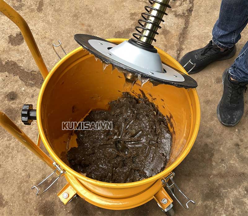 Thùng chứa mỡ máy bơm mỡ điện