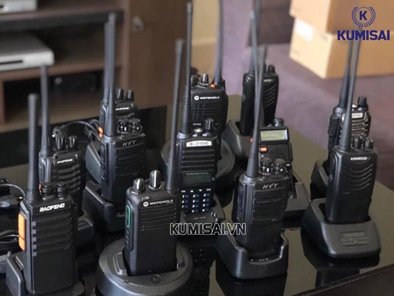 Chọn thương hiệu máy bộ đàm nổi tiếng