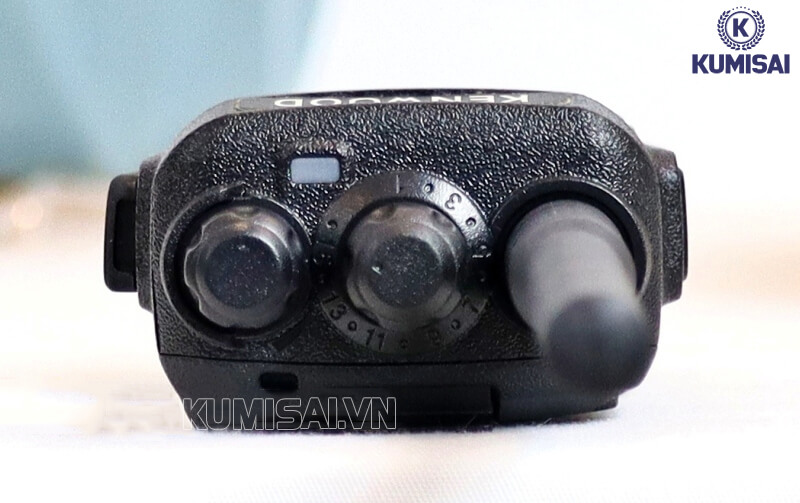 Bộ đàm Kenwood TK 361 truyền tín hiệu mạnh mẽ, ổn định