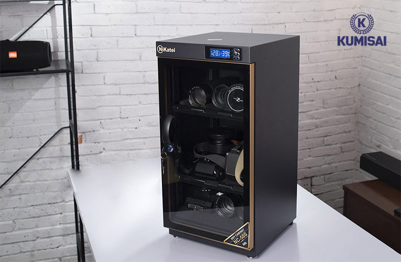 Tủ chống ẩm 50l dung tích đủ cho nhu cầu nhiều người dùng