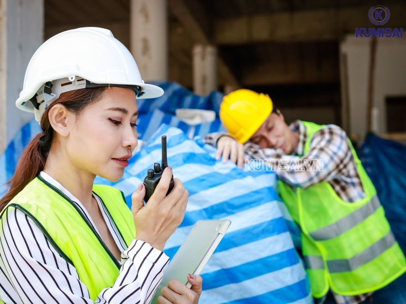 Ứng dụng của máy bộ đàm Icom IC-F3002 trong thực tế hiện nay