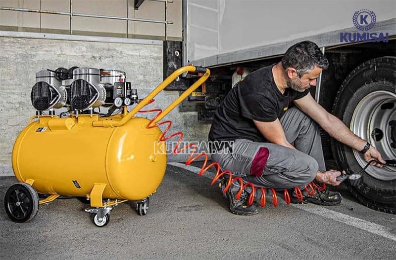 Máy nén khí dung tích 230 lít có tính ứng dụng cao