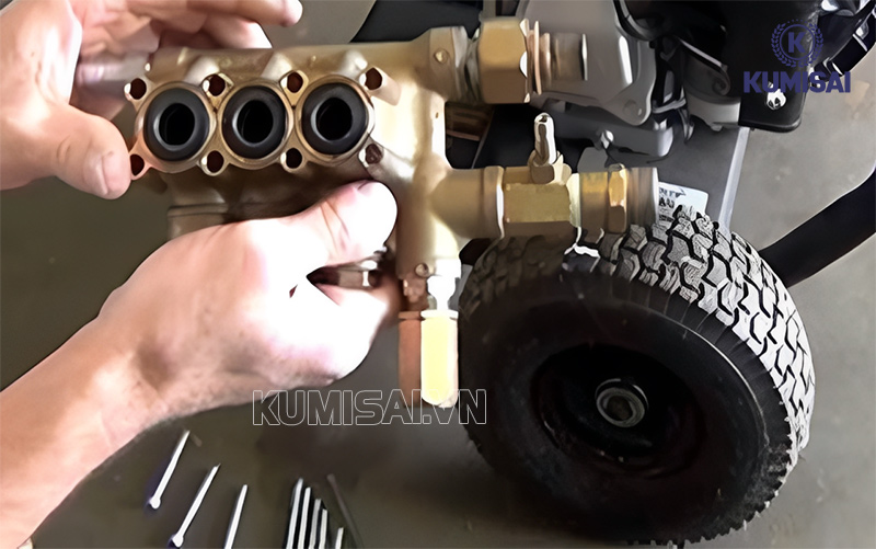 Bộ phớt nước, phớt dầu máy rửa xe bền bỉ & thiết kế chuyên dụng Bộ phớt nước, phớt dầu máy rửa xe bền bỉ & thiết kế chuyên dụng