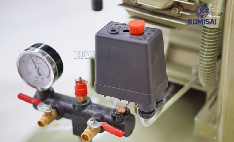 Hệ thống van trên máy nén khí piston Pegasus TM-V-0.36/8