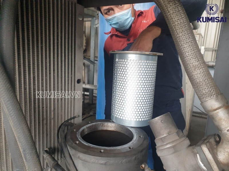 Vệ sinh sạch bộ lọc khí 