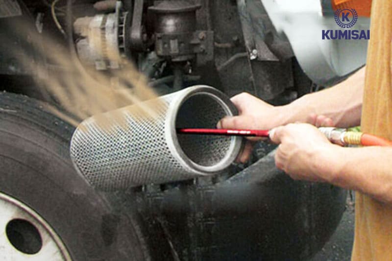 Hướng dẫn vệ sinh lọc gió máy nén khí khi có nhiều bụi bẩn 