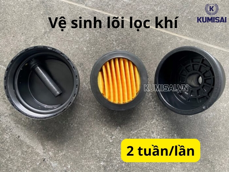 Vệ sinh lõi lọc khí định kỳ 2 tuần/lần