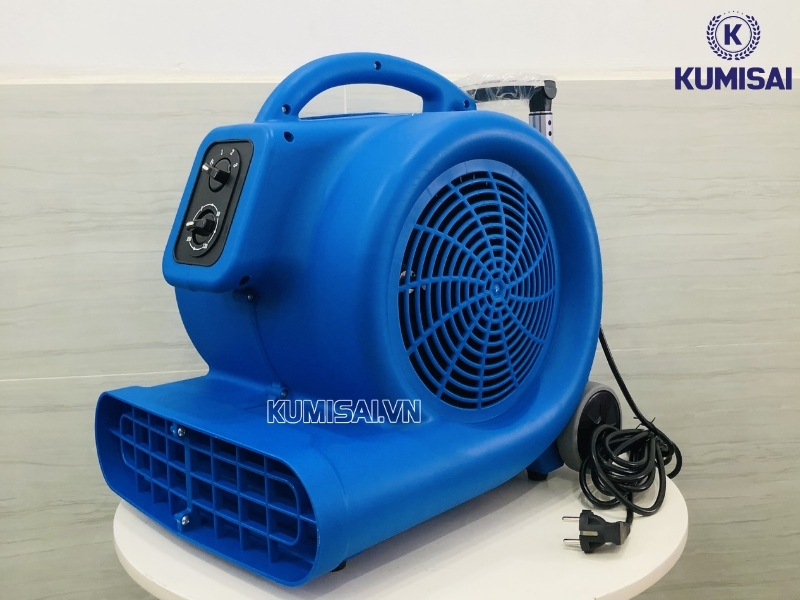 Vỏ quạt làm từ chất liệu nhựa ABS cao cấp, độ bền cao