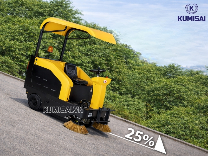 xe-quet-rac-ngoi-lai-dqc-tech-120-leo-doc-tot.jpg Khả năng leo dốc tối đa khi làm việc 25%