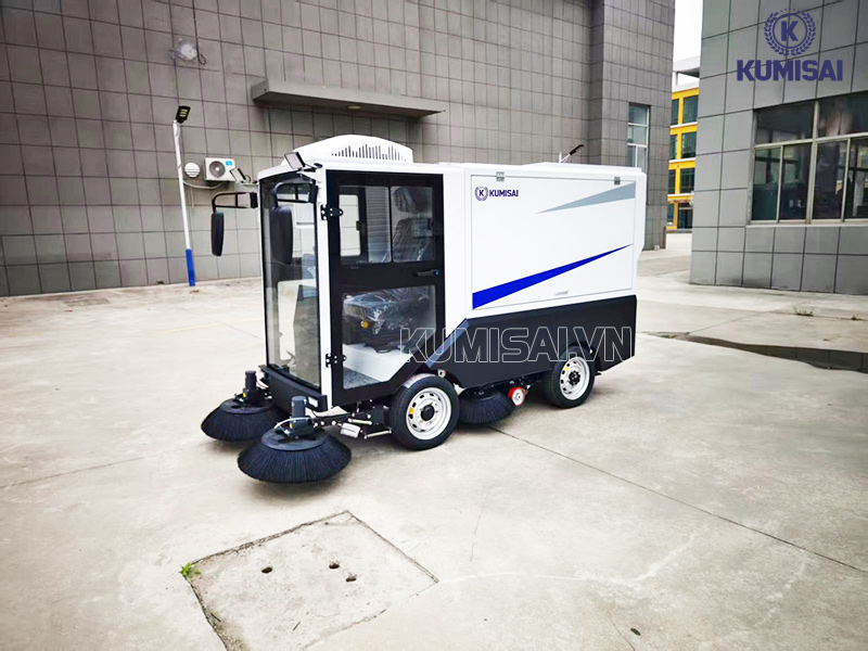 Tìm hiểu xe quét rác ngồi lái Kumisai KMS - 155L Tìm hiểu xe quét rác ngồi lái Kumisai KMS - 155L
